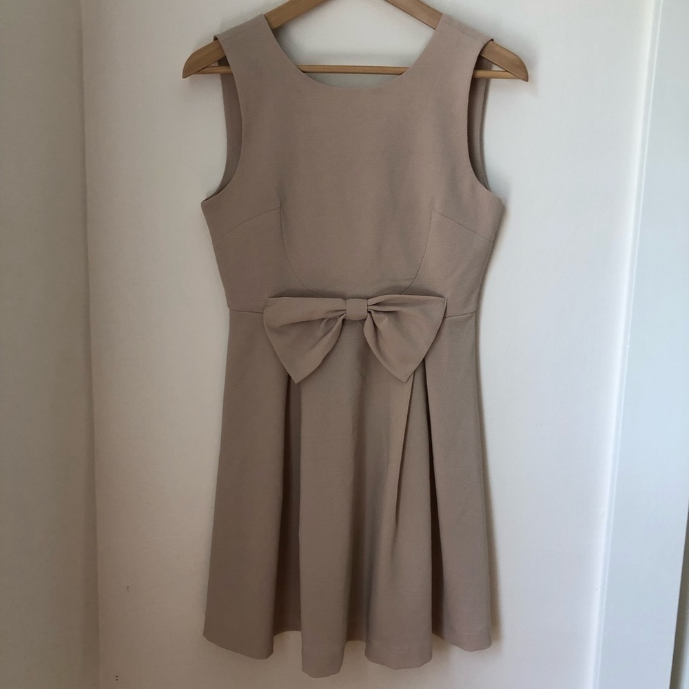 Beige bow dress | Macc and Riley size medium